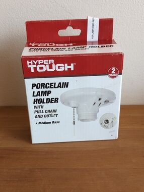 Porcelain Lamp Holder Fixture ~ With Outlet & Pull Chain ~ Hyper Tough. Open Box